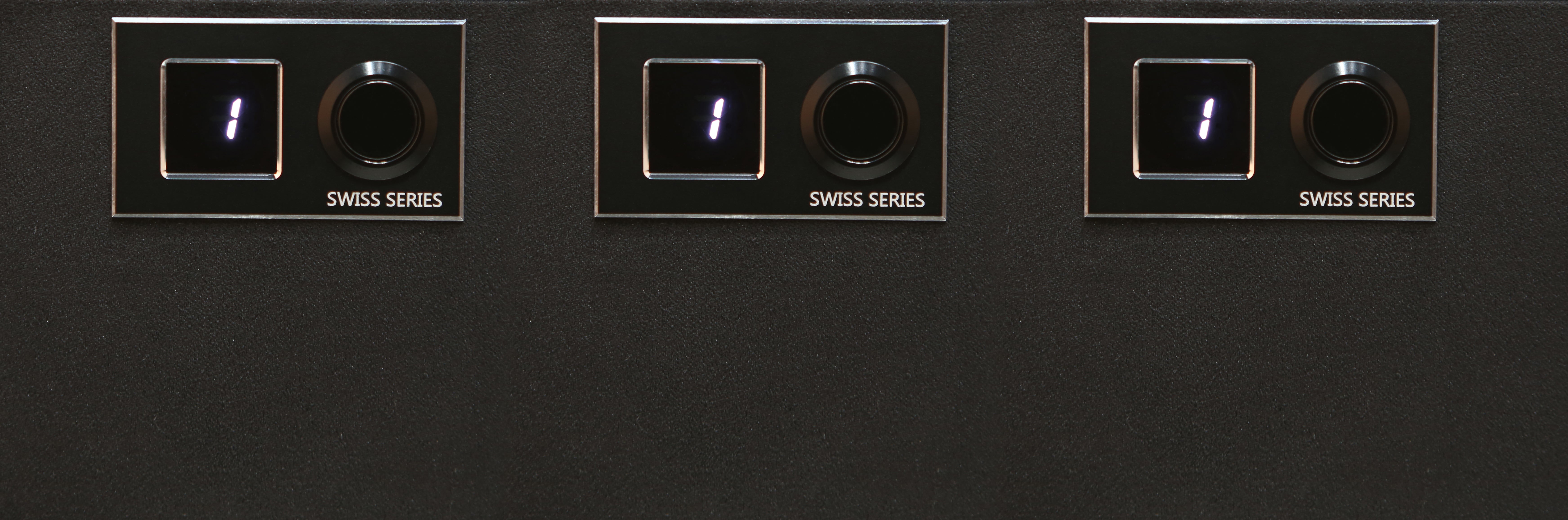 Swiss Series 3.20 CF